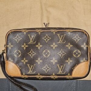 Louis Vuitton LV Clutch Marly Dragonne PM Brown Monogram Wristlet
